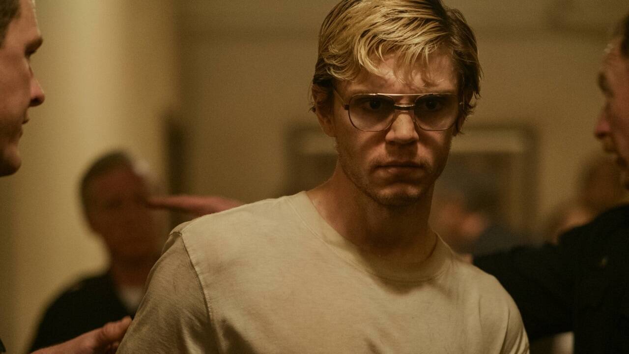 True Crime damals und heute: „Monster: Die Geschichte von Jeffrey Dahmer“ gehört zu den erfolgreichsten Serien der Netflix-Historie, während ... 