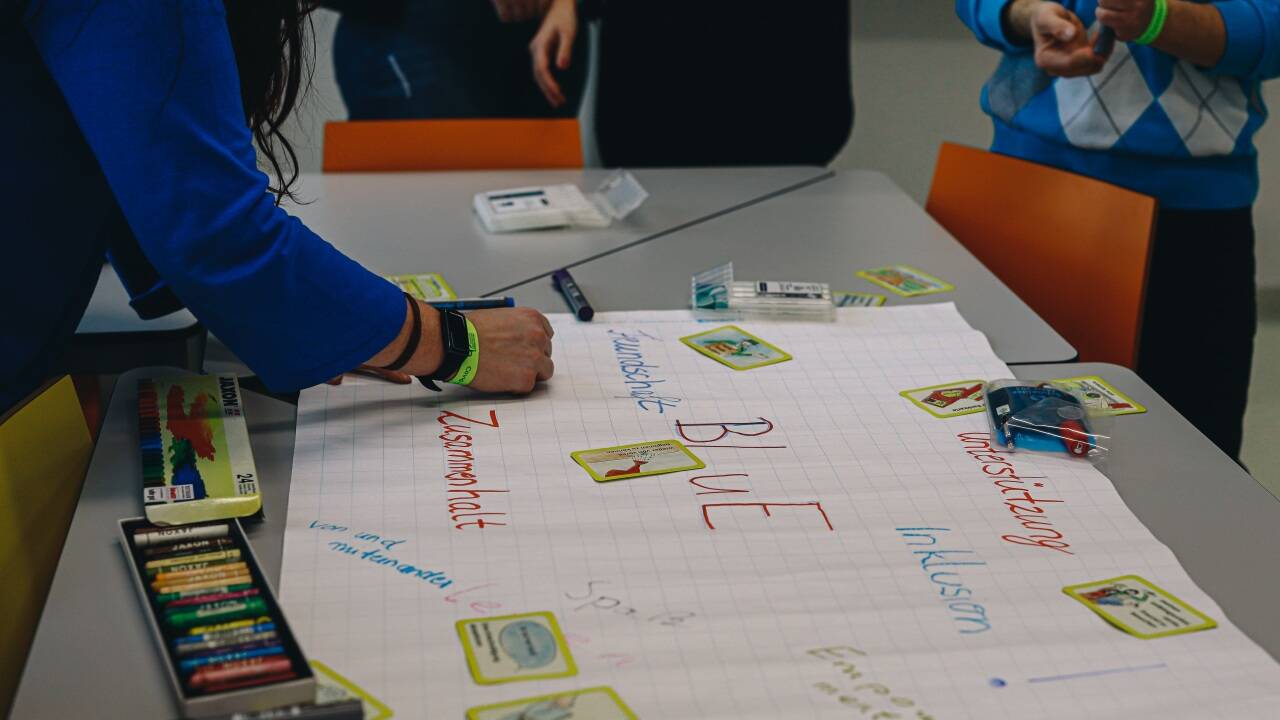 Das Programm 'BLuE' der Pädagogischen Hochschule Salzburg Stefan Zweig bietet Menschen mit Beeinträchtigungen Zugang zur Hochschulwelt. 
