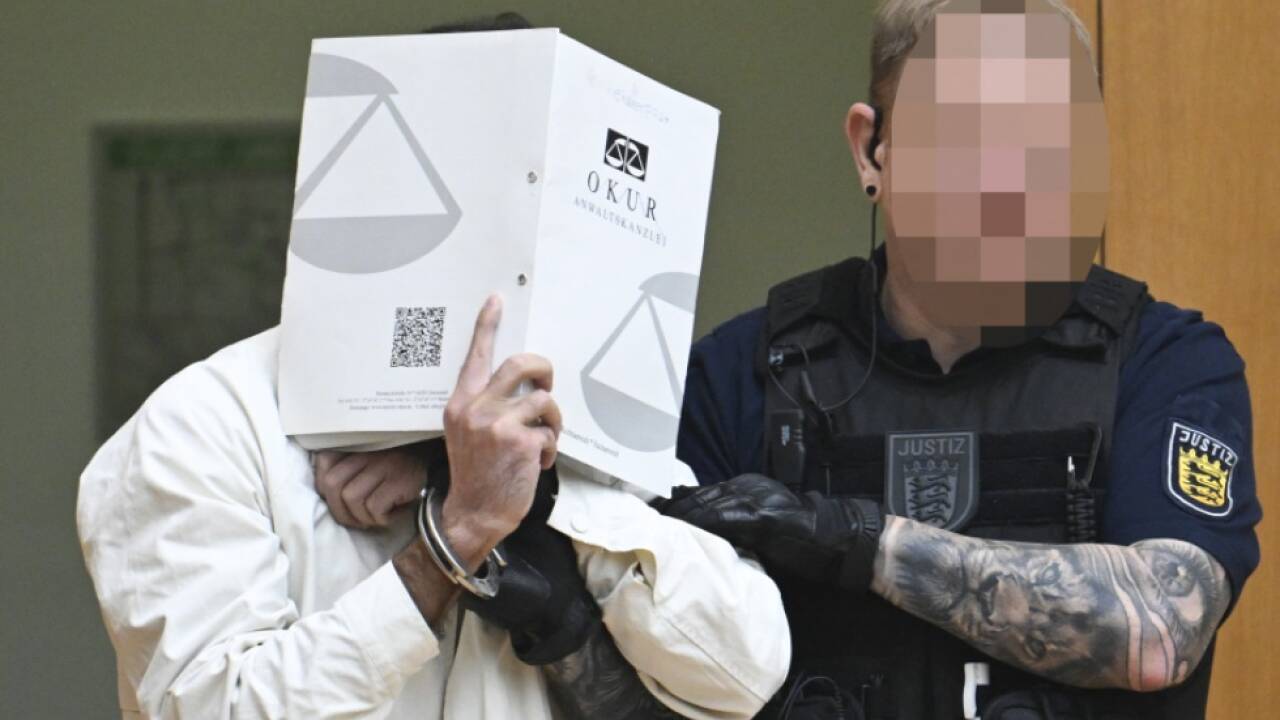 Der Angeklagte bei der Urteilsverkündung 