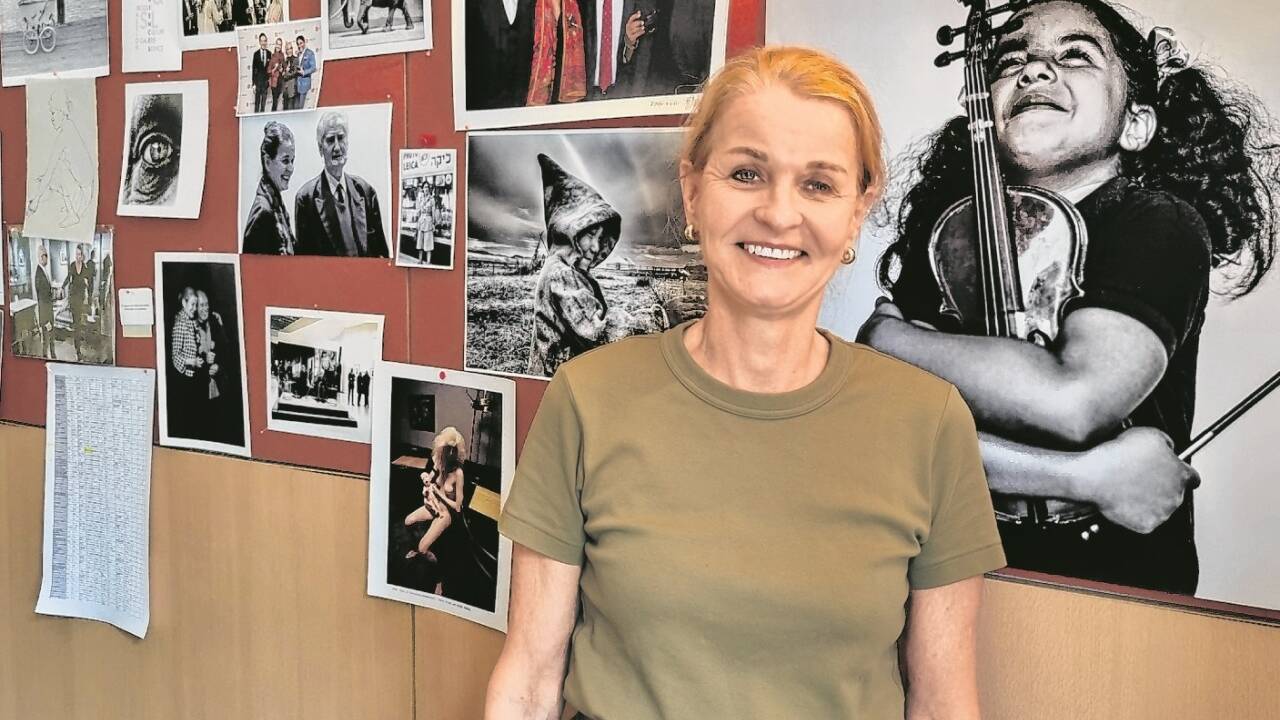 Karin Rehn-Kaufmann leitet von ihrem Büro in Parsch aus die Leica-Galerien weltweit. 