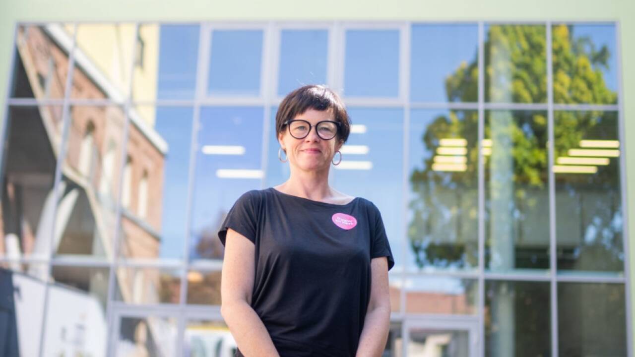 Die künstlerische Leiterin Esther Holland-Merten 