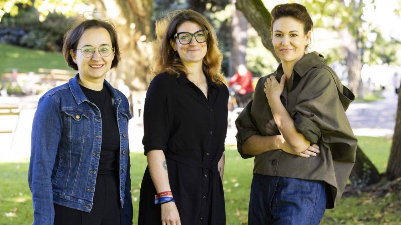 Nadine Samija, Carmen Schwarz und Birgit Birnbacher sind das neue Leitungstrio beim Literaturfest Salzburg . 