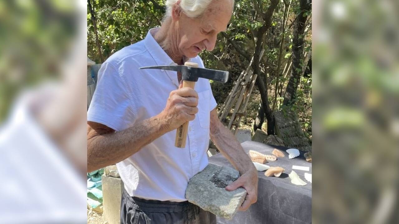 ...wo heute noch der Bildhauer David Campbell wohnt und arbeitet. 