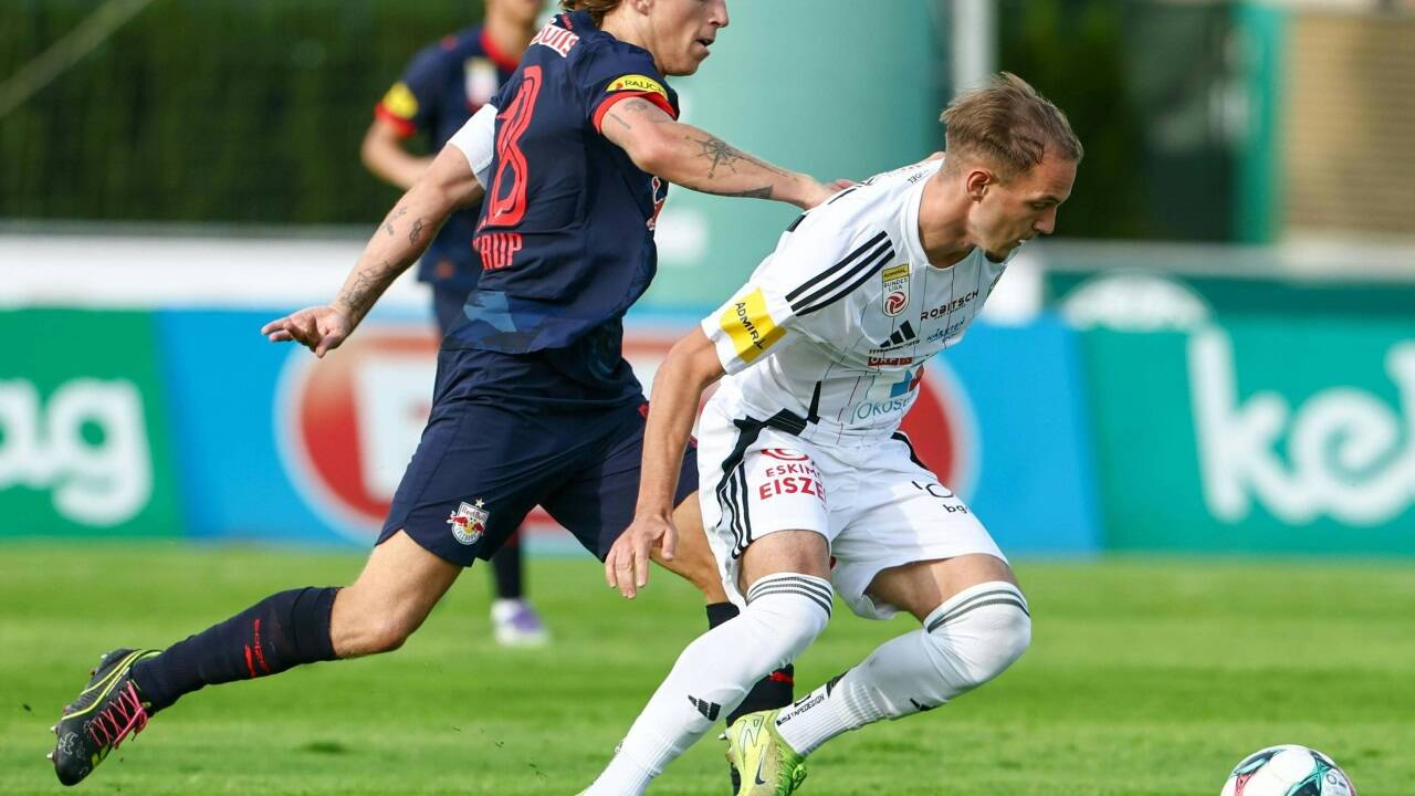 Bullen-Kapitän Mads Bidstrup (links) und Co. müssen gegen Meister Sturm Graz am Samstag ein anderes Gesicht zeigen.  