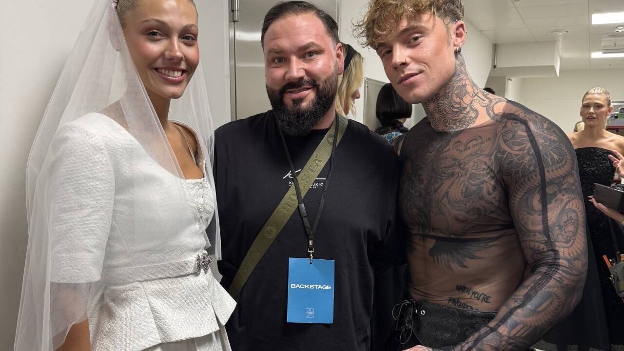 Kenan Mujkic mit der Germany’s next Topmodel Gewinnerin Daniela Djokic und Kandidat Samuel Dohmen. 