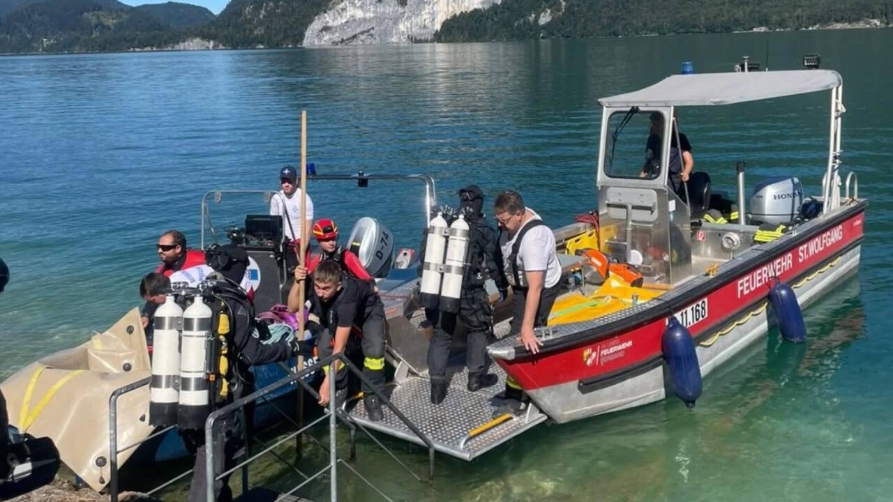 Bilder vom Bergungseinsatz am Wolfgangsee. 