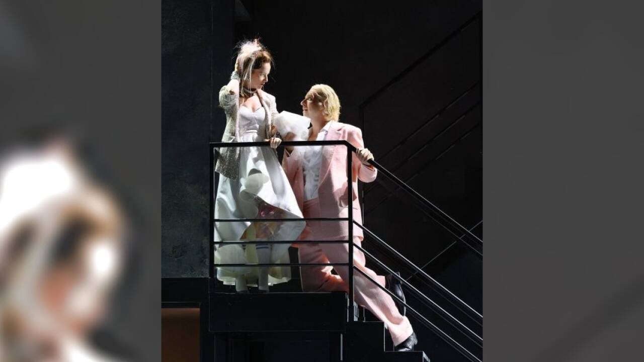 Hazel McBain als Zerlina, George Humphreys als Don Giovanni 