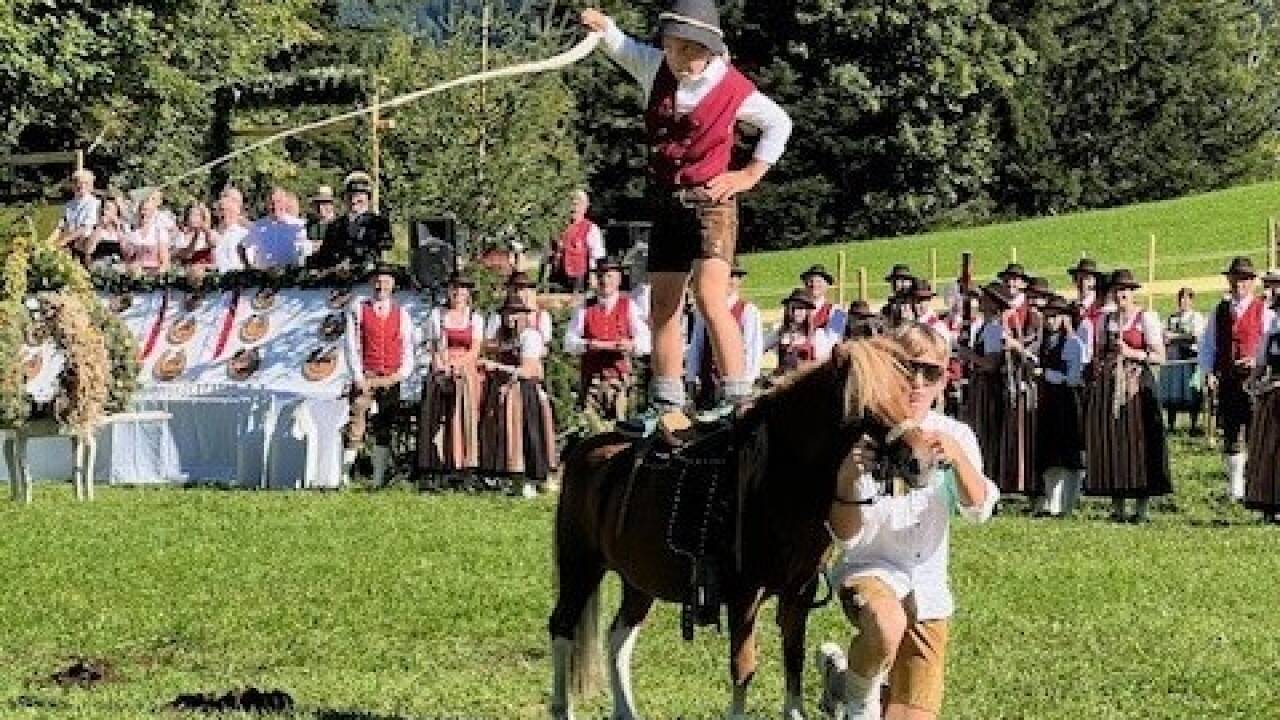 Nur alle fünf Jahre: Die Freude über das schöne Wetter ist daher bei allen sehr groß.  