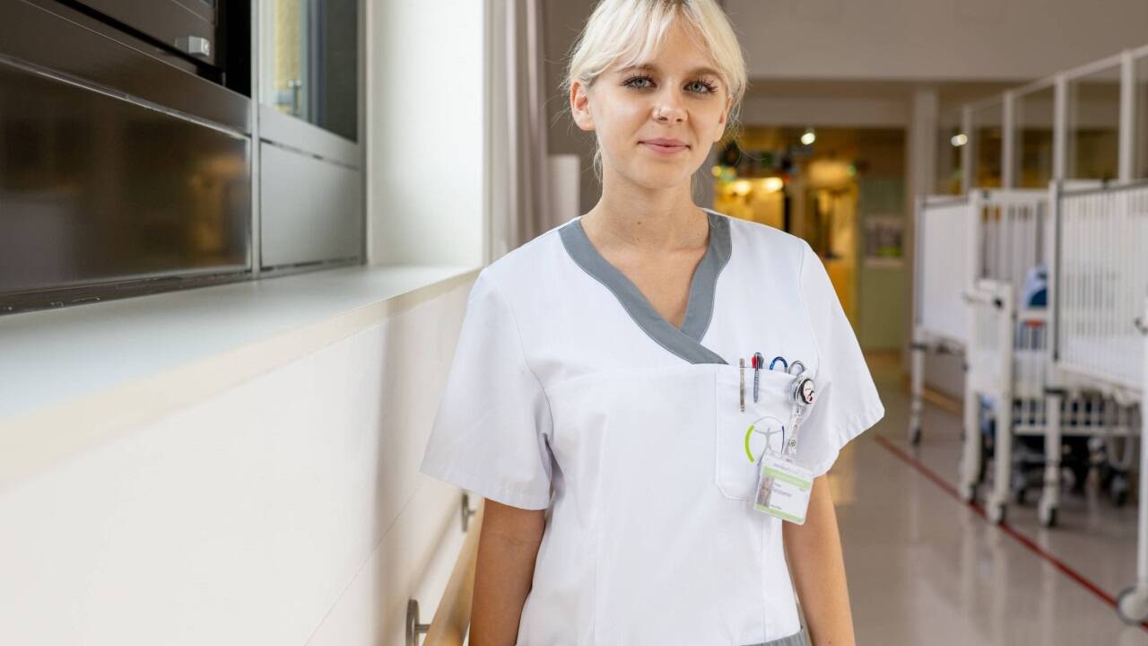 Franziska Reitshammer absolviert eine Lehre im Salzburger Uniklinikum.  