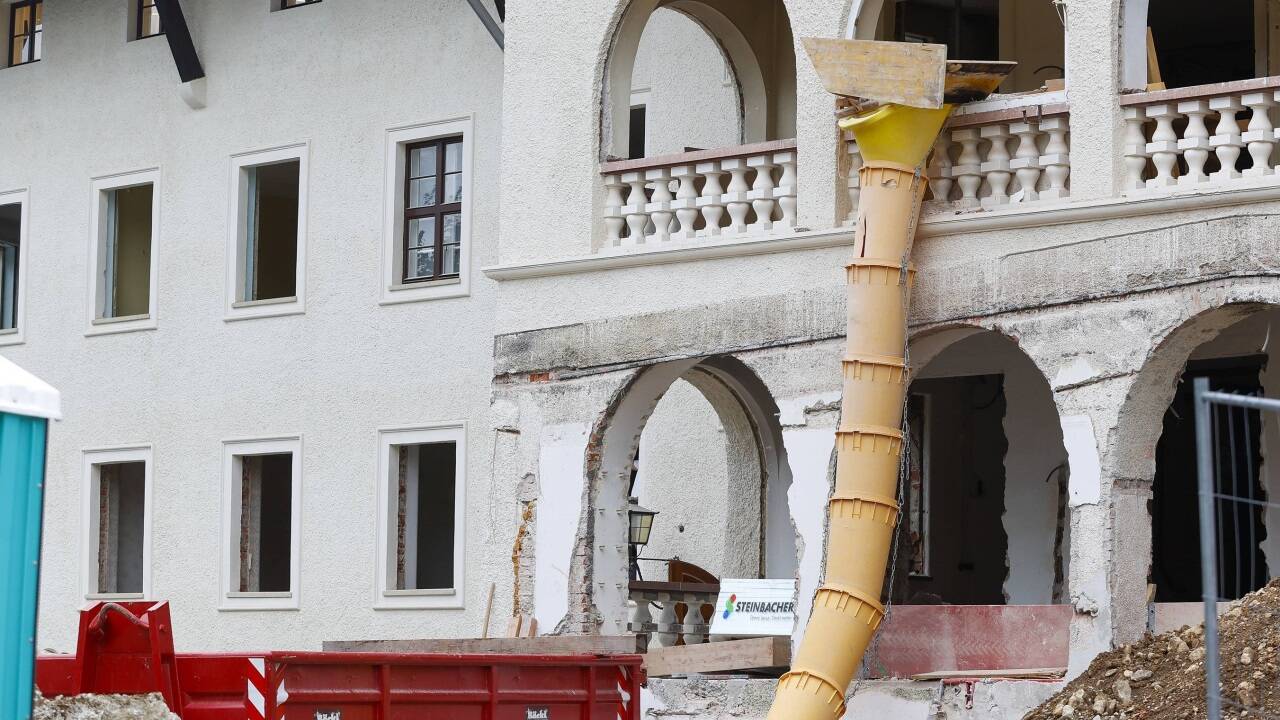 Auch zwei Häuser an der Halleiner Landesstraße in Elsbethen werden Bürogebäude. 