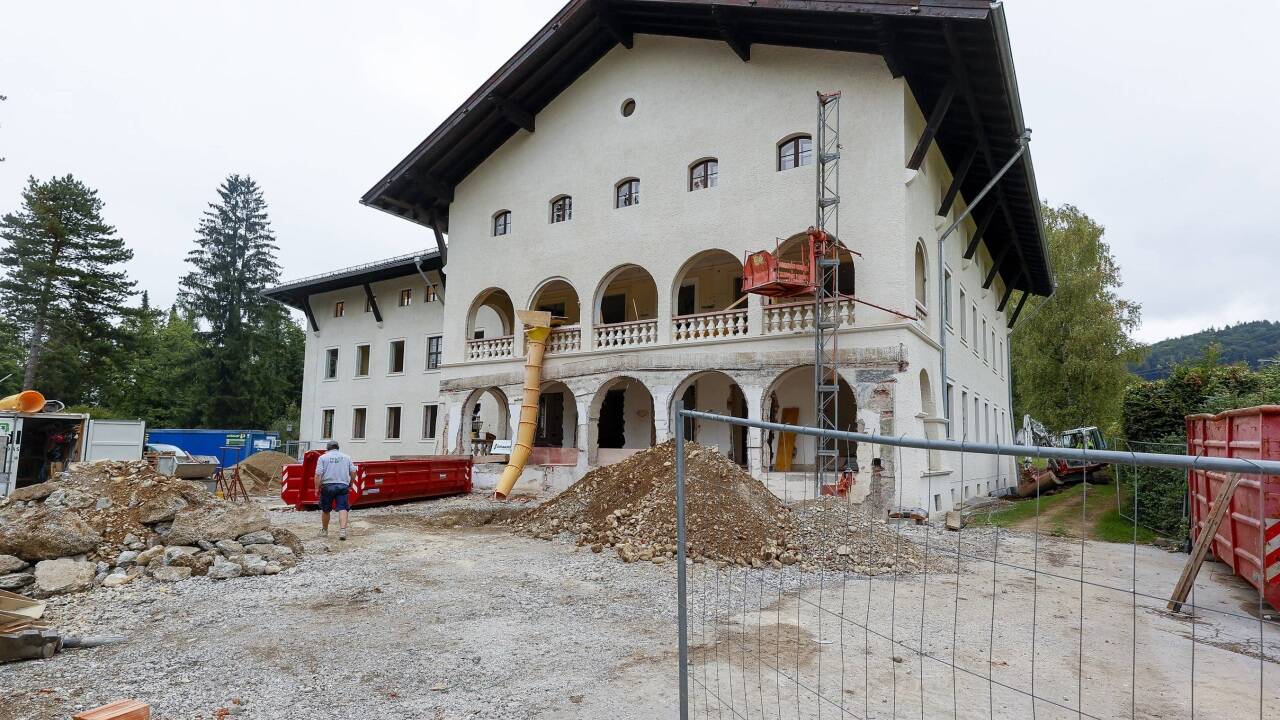 Auch zwei Häuser an der Halleiner Landesstraße in Elsbethen werden Bürogebäude. 