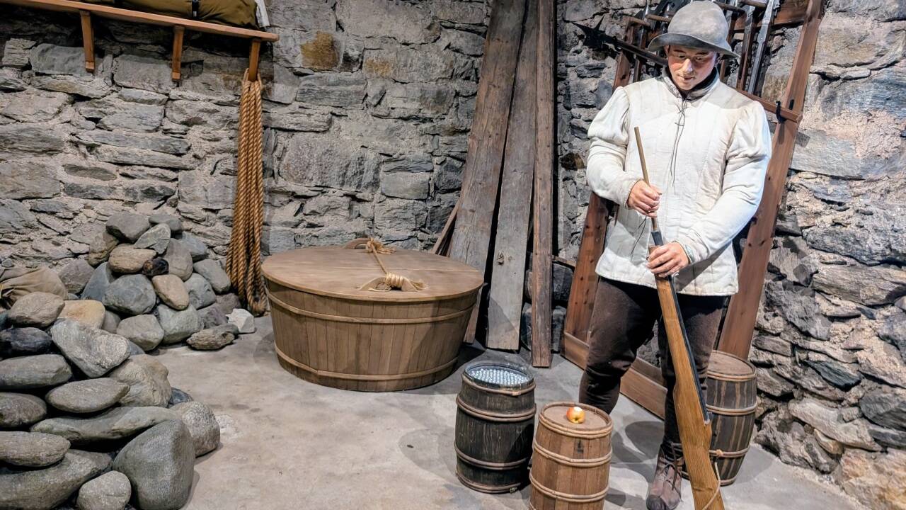In der aktuellen Ausstellung erfährt man auch etwas über das Leben auf der Burg im Mittelalter. 