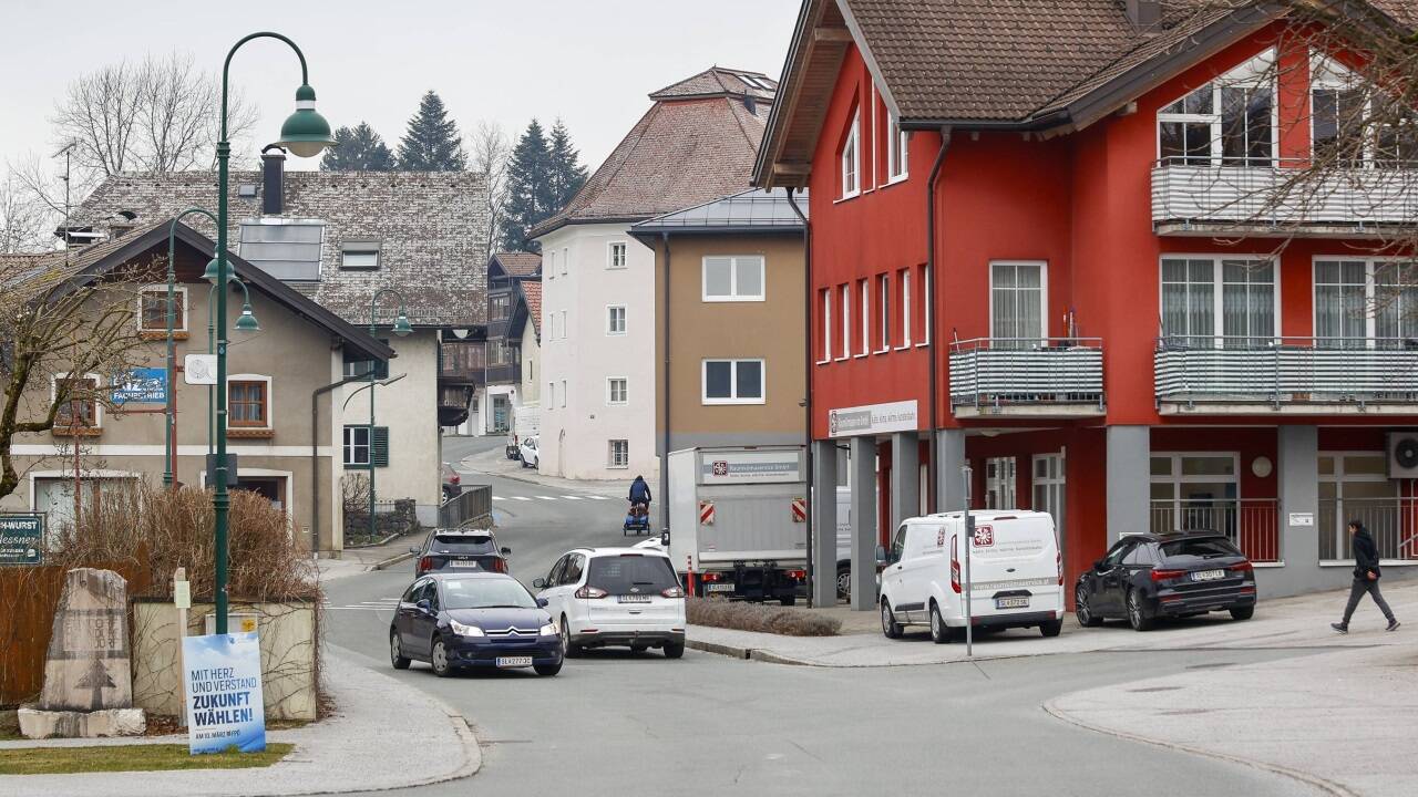 Die Gemeinde Henndorf analysiert die Verkehrssituation aus der Sicht von Fußgängern. 
