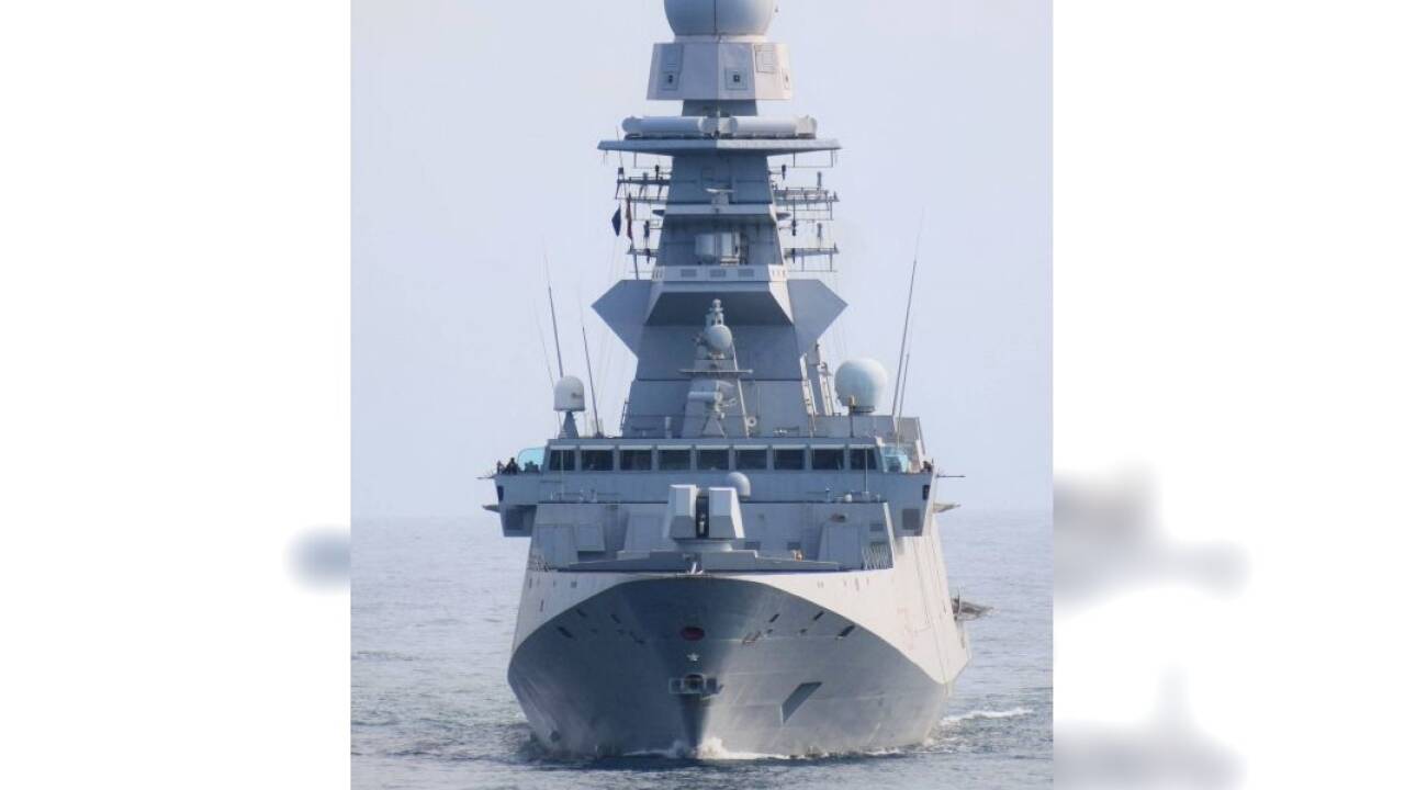 Italien schickt seine Marine. 