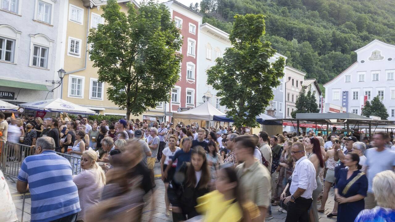 13.000 Besucherinnen und Besucher verzeichnete das Halleiner Stadtfest 2025. 