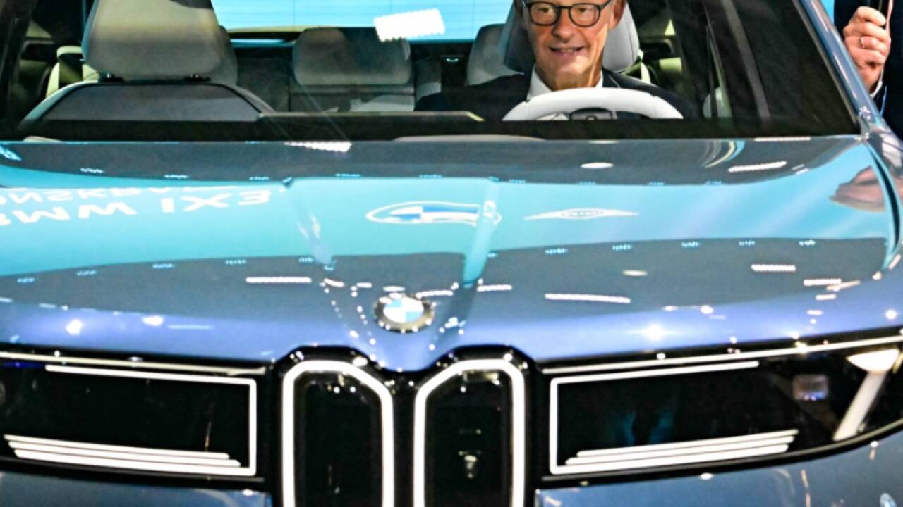 Friedrich Merz: Kann er deutsche Autoindustrie aus der Krise steuern? 