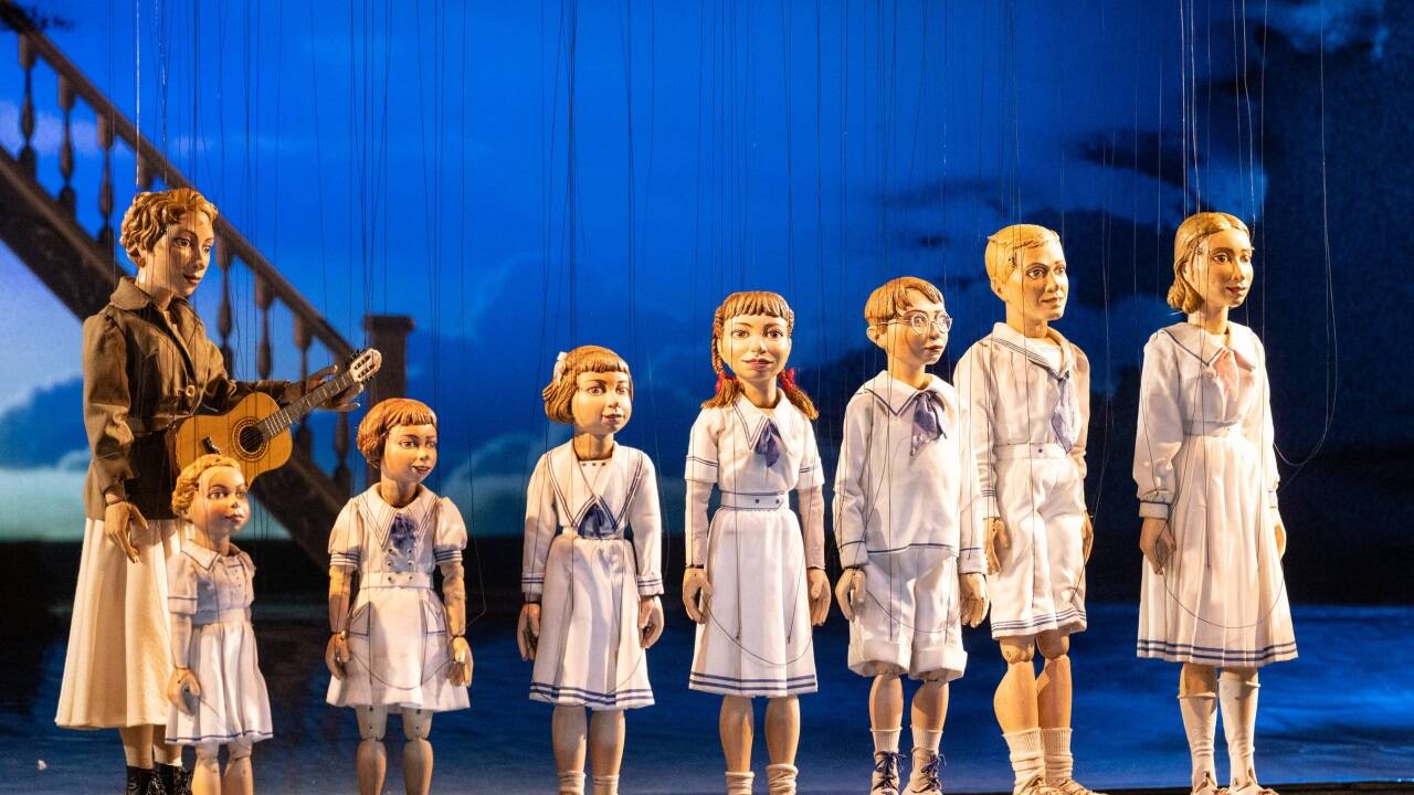 Das Salzburger Marionettentheater begeistert das Publikum bei der Weltausstellung in Osaka mit der eigenen Produktion von „Sound of Music“.<br /><br /> 