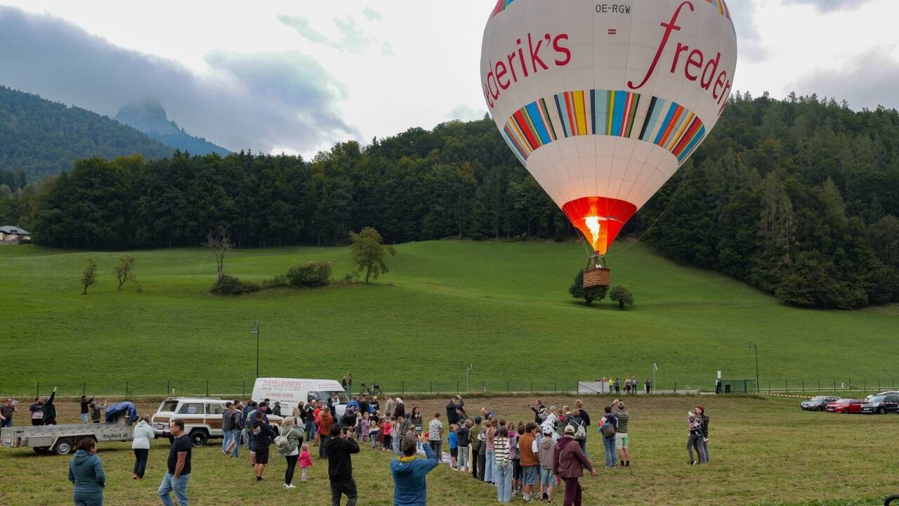 Der Heißluftballon hebt ab ...  