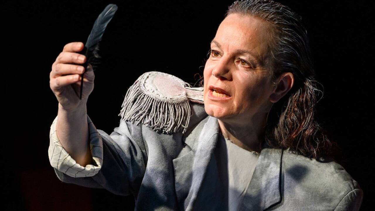 Monika Pallua als Kaiserin Karla im Untersberg.  