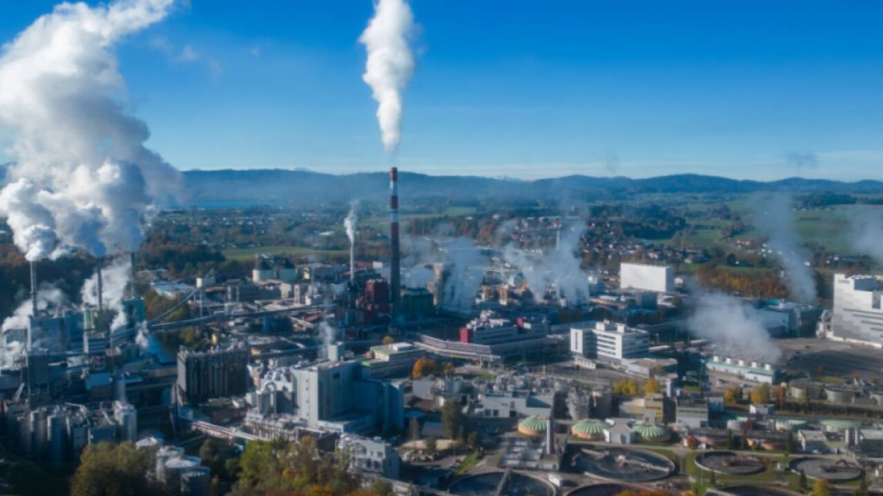 Lenzing-Aufsichtsratssitzung und ein Betriebsversammlung am Montag 