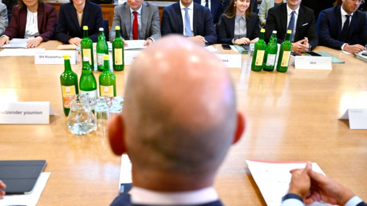 Es wird wieder verhandelt 