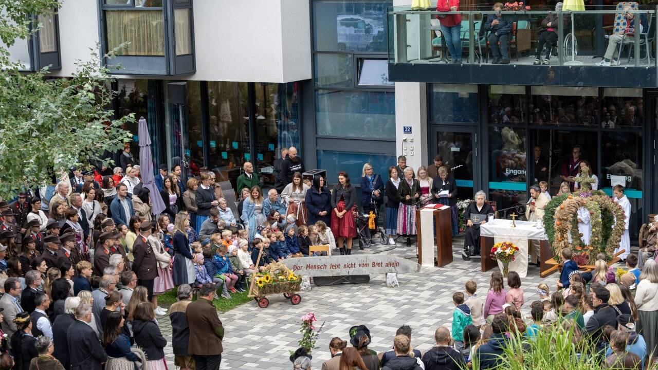 Am Sonntag feierte Bischofshofen 25 Jahre Stadterhebung. Zahlreiche Vereine rückten aus.  
