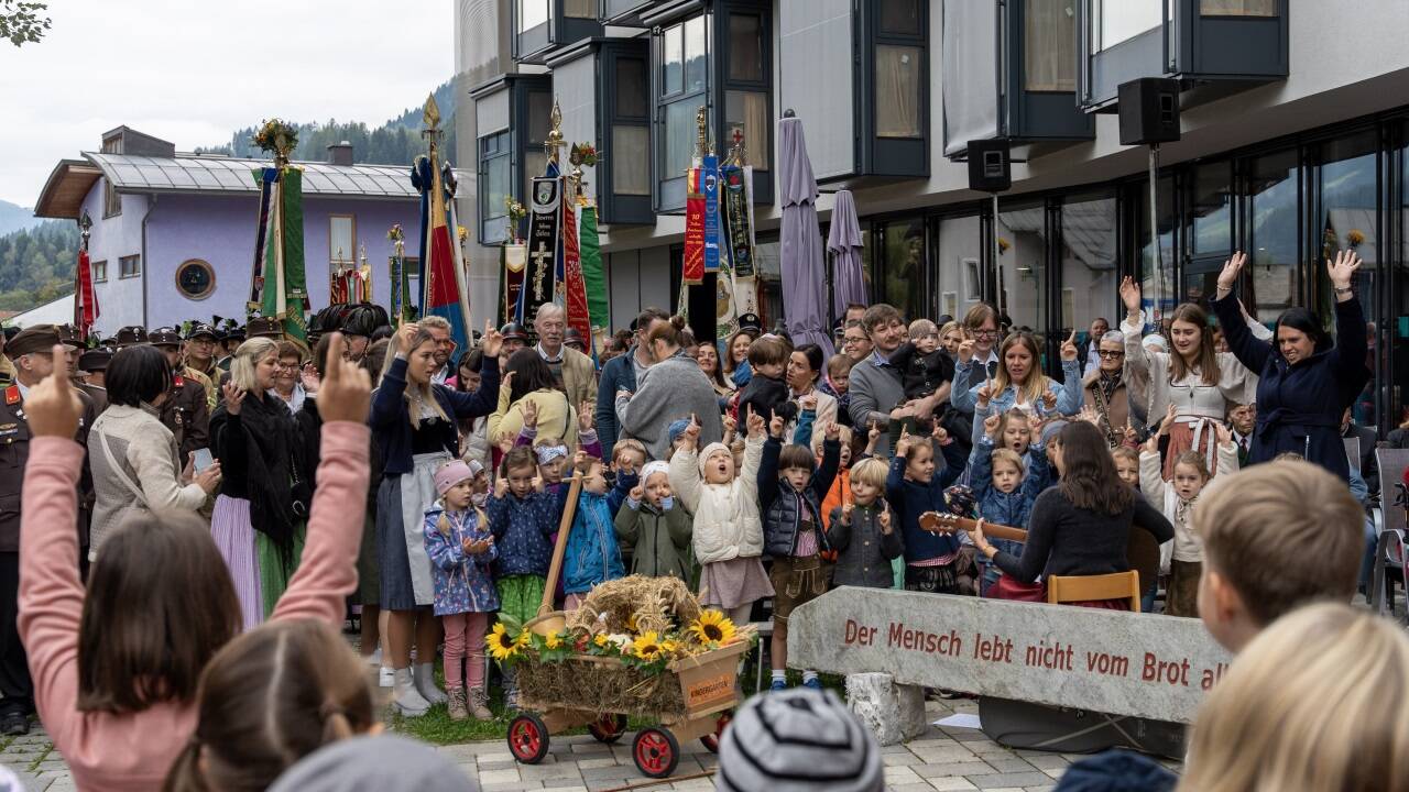 Am Sonntag feierte Bischofshofen 25 Jahre Stadterhebung. Zahlreiche Vereine rückten aus.  