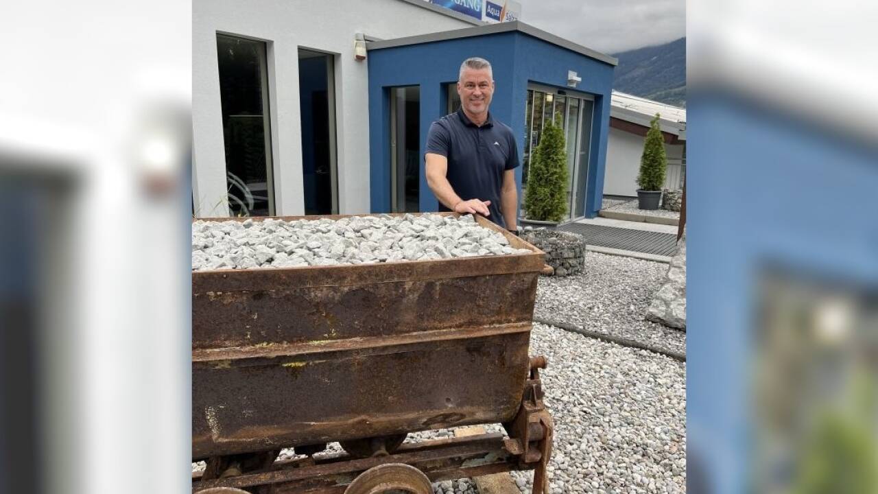 Auch eine Kooperation mit den Salzwelten am Dürrnberg ist in Planung. Ein sichtbares Zeichen dafür steht schon vor dem Eingang des Aqua Salza.  