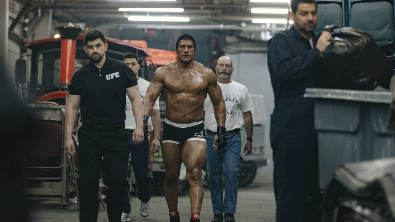 Mit 'The Smashing Machine“ kommt ein außergewöhnliches Drama auf die große Leinwand, das mit Hollywoodstar Dwayne „The Rock“ in der Rolle seines Lebens begeistert. 