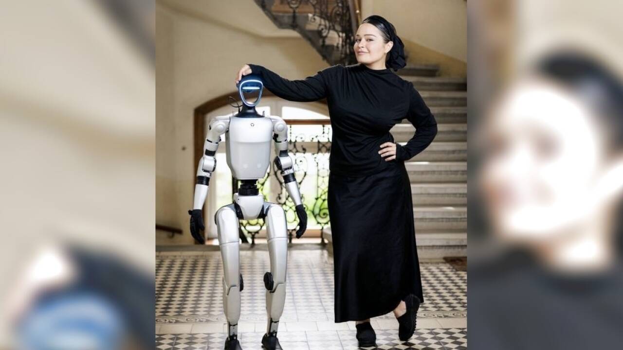 Die amerikanische Wissenschaftlerin lebt in Wien mit Roboter Tova. 