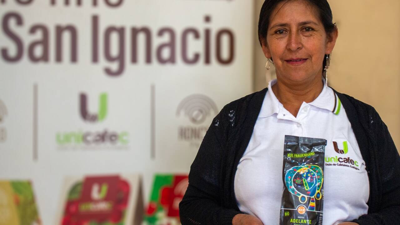 Rosa Gomez Carrasco, Vorsitzende des Frauenkomitees 