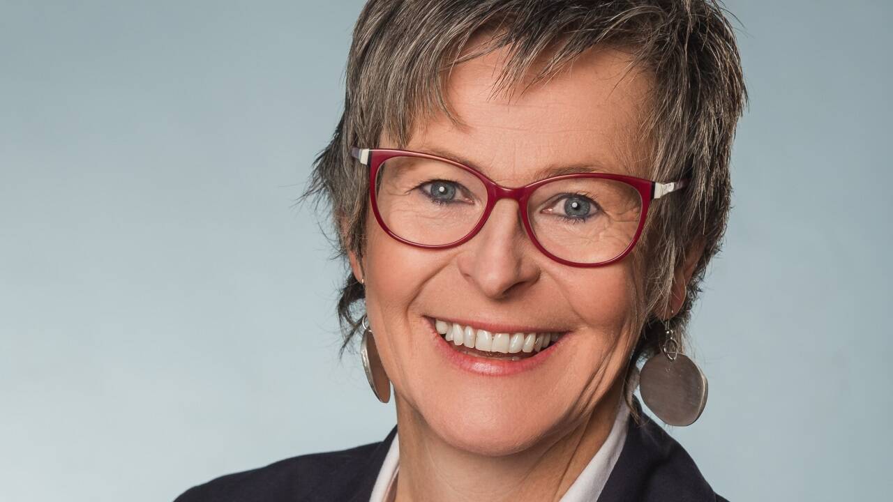 Corona Rettenbacher ist ausgebildete Medienpädagogin. Sie arbeitet bei Forum Familie Tennengau 