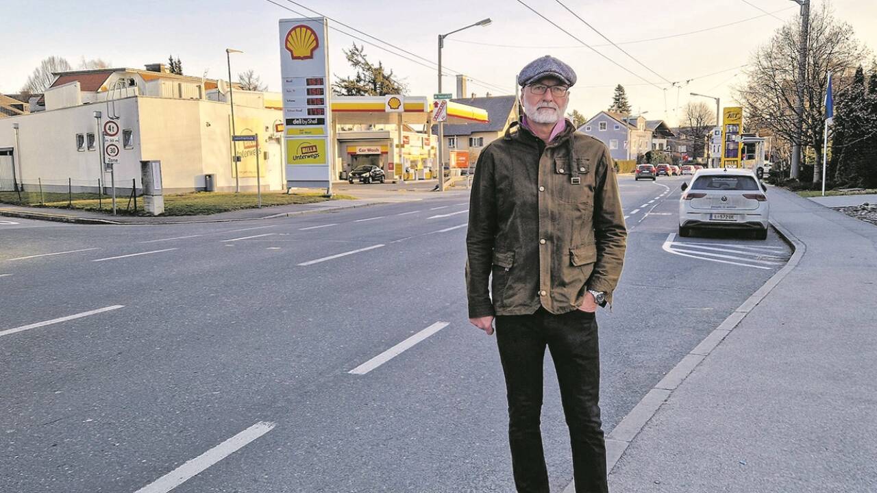 Shell-Anrainer Christoph Ortner meint, die Raser in der Innsbrucker Bundesstraße werden mehr.  