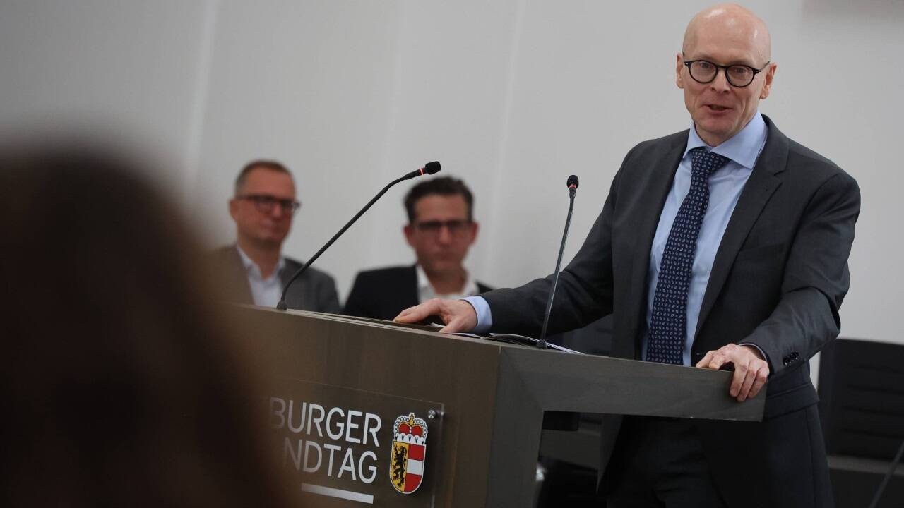 Wolfgang Fürweger ist nun Soziallandesrat in Salzburg. Am Mittwoch hat er die Gelöbnisformel im Salzburger Landtag gesprochen.  