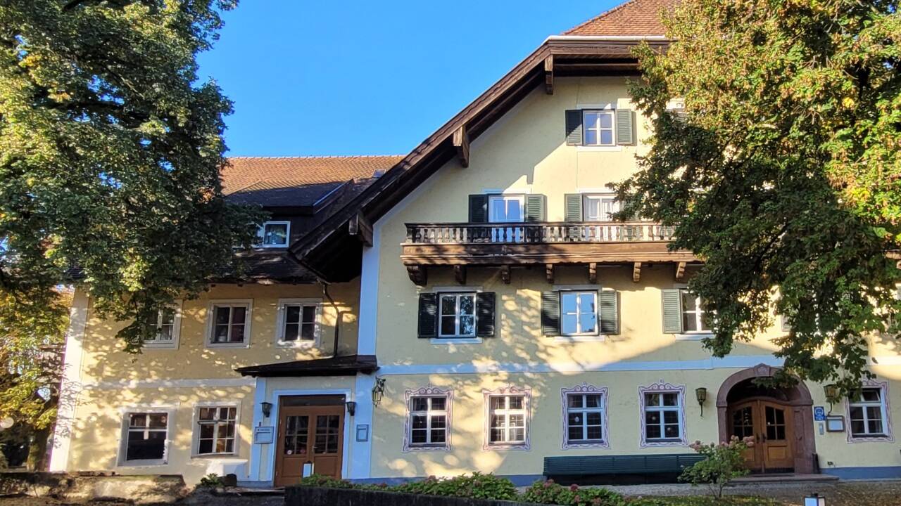 Der Gasthof Neumayr hat seit fast vier Jahren einen neuen Eigentümer. Jetzt steht er aber wieder leer. 