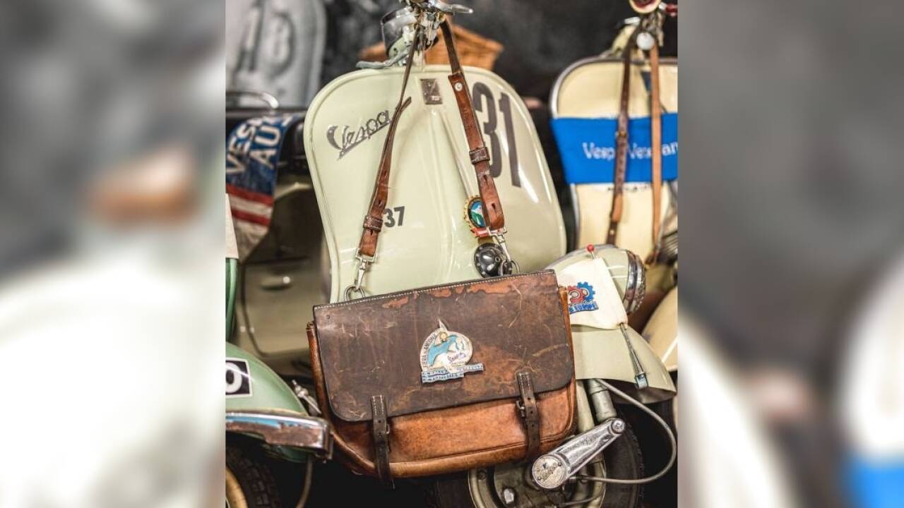 Ein weiterer Programmpunkt der„Langen Nacht der Museen“ am 4. Otkober: Das „Rolluseum“ in Saalfelden präsentiert Motorroller der 1950er, 1960er und 1970er Jahre. Franz F. Schmalzl erzählt Anekdoten.  