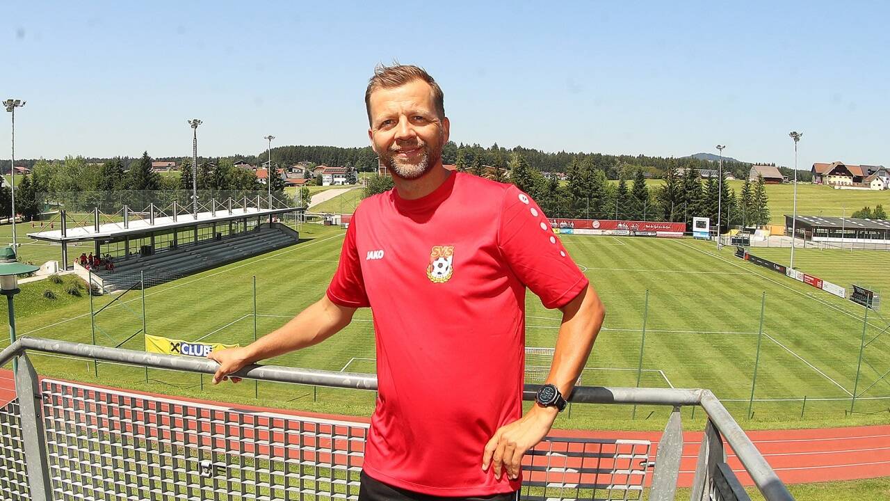 SFV-Vizepräsident Toni Feldinger, der auch Obmann des Westligisten Seekirchen ist, war maßgeblich an der Verpflichtung des neuen Sportdirektors für den Verband beteiligt. 