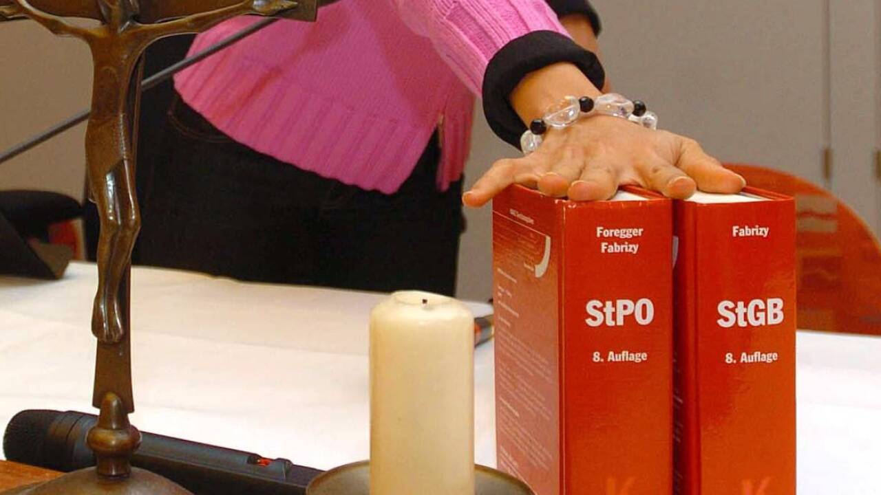 24-Jähriger kam letztlich mit einer Verurteilung wegen Drohung und Nötigung davon.  