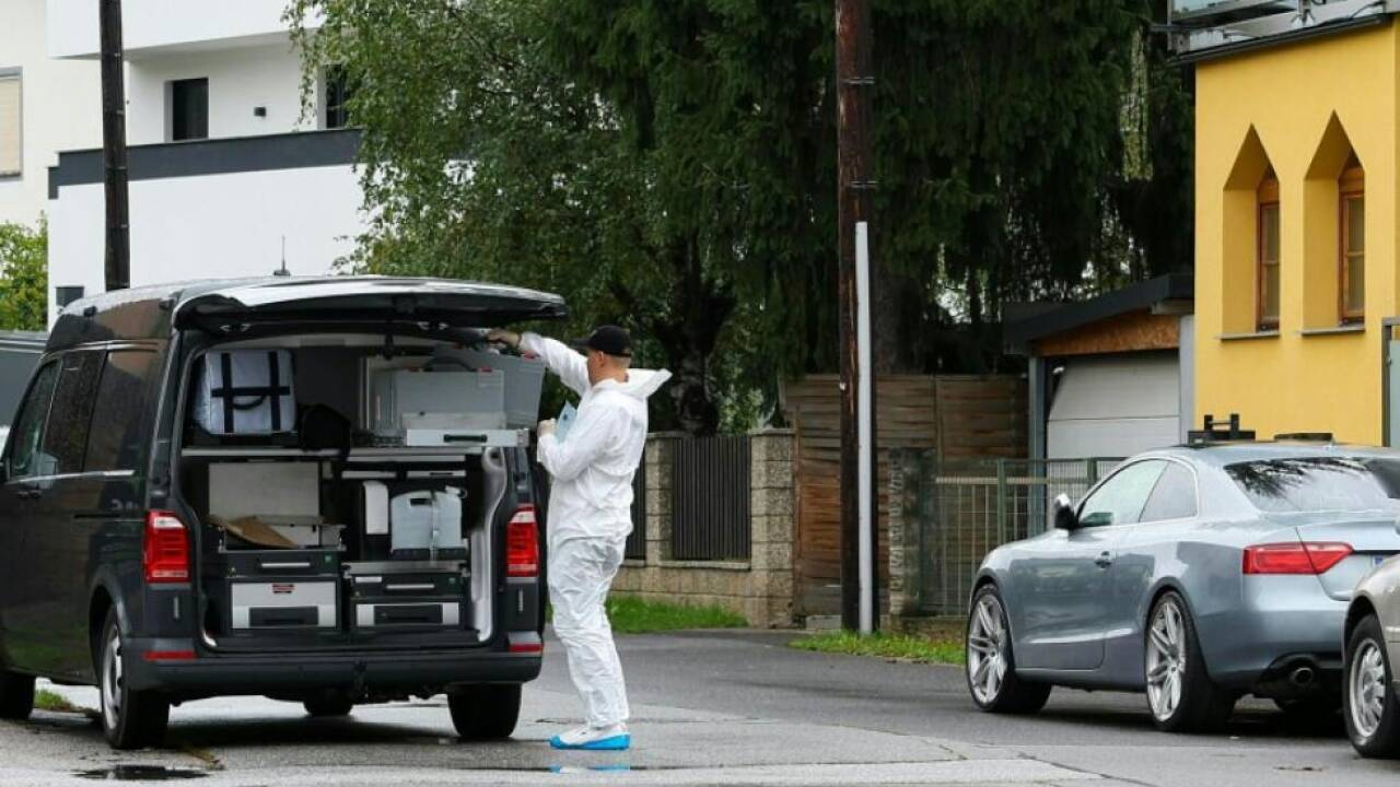 Totes Baby in Graz am Carportdach: Bei Geburt am Leben 