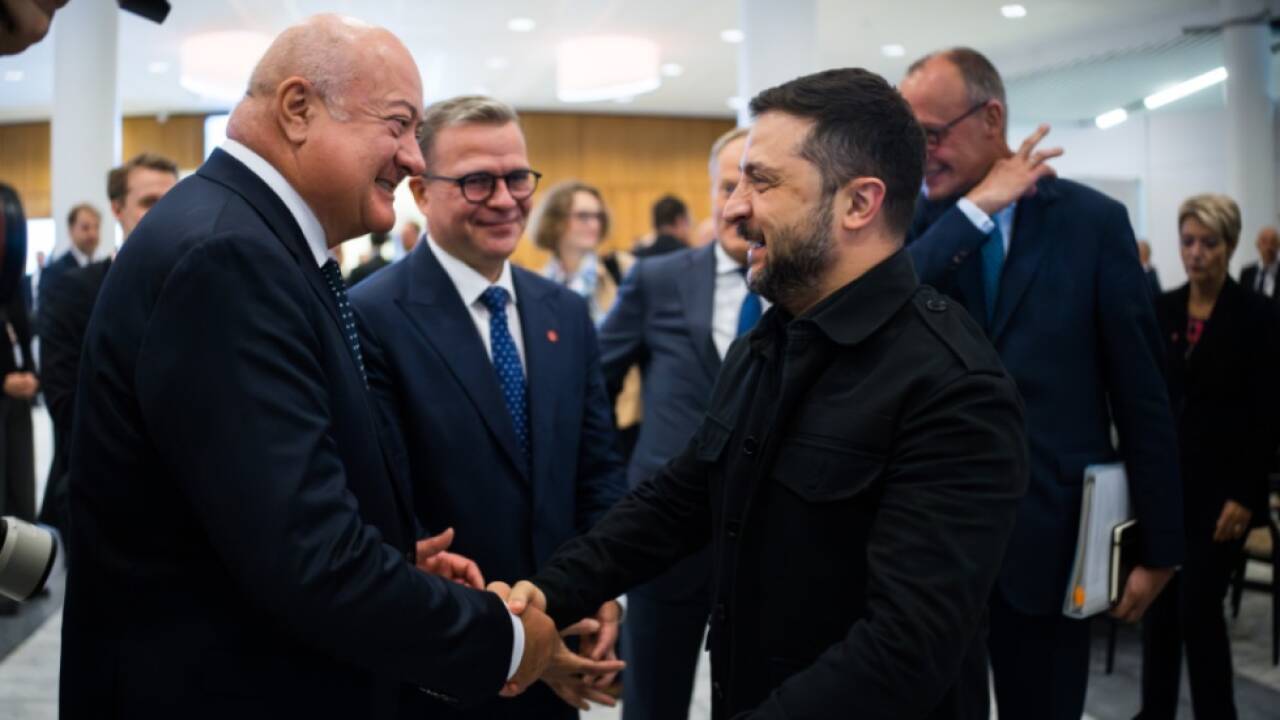 Stocker begrüßt Selenskyj beim Gipfel in Kopenhagen 