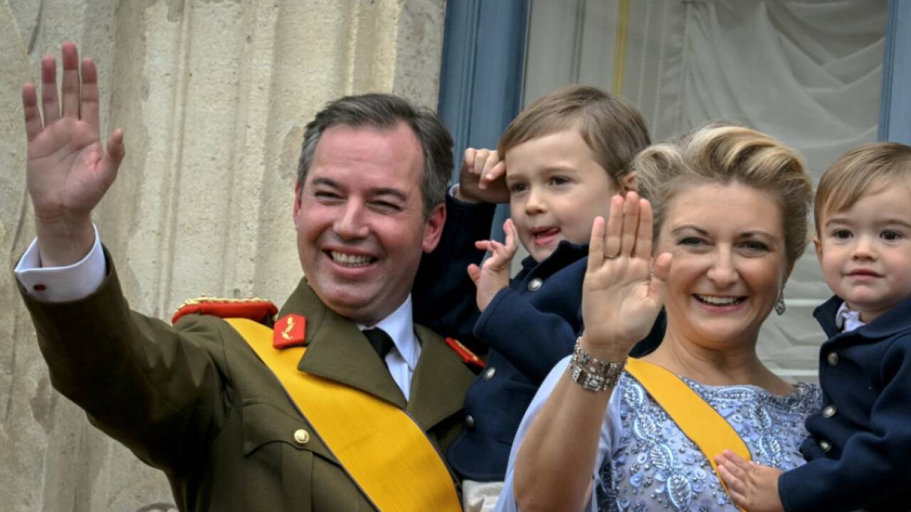 Großherzogspaar Guillaume und Stéphanie mit ihren Kindern 