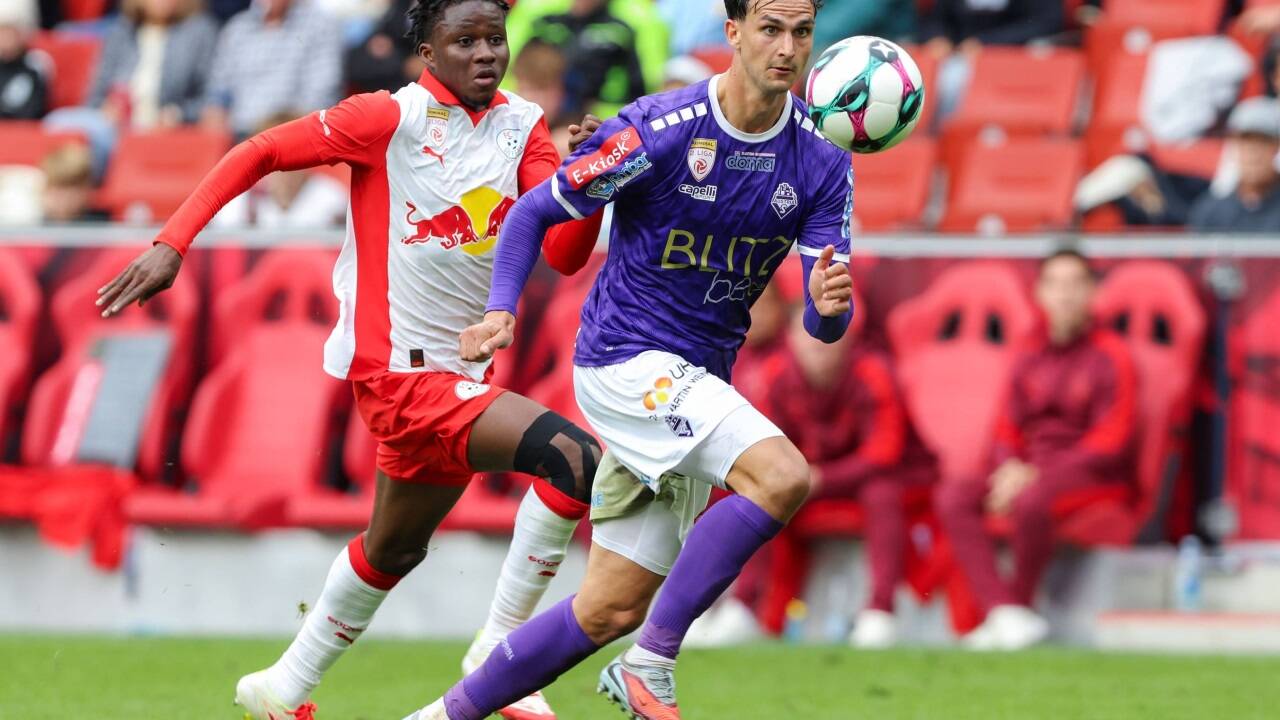 Sebastian Aigner (rechts) und Co. wollen mit Austria Salzburg einen Erfolgslauf starten. 
