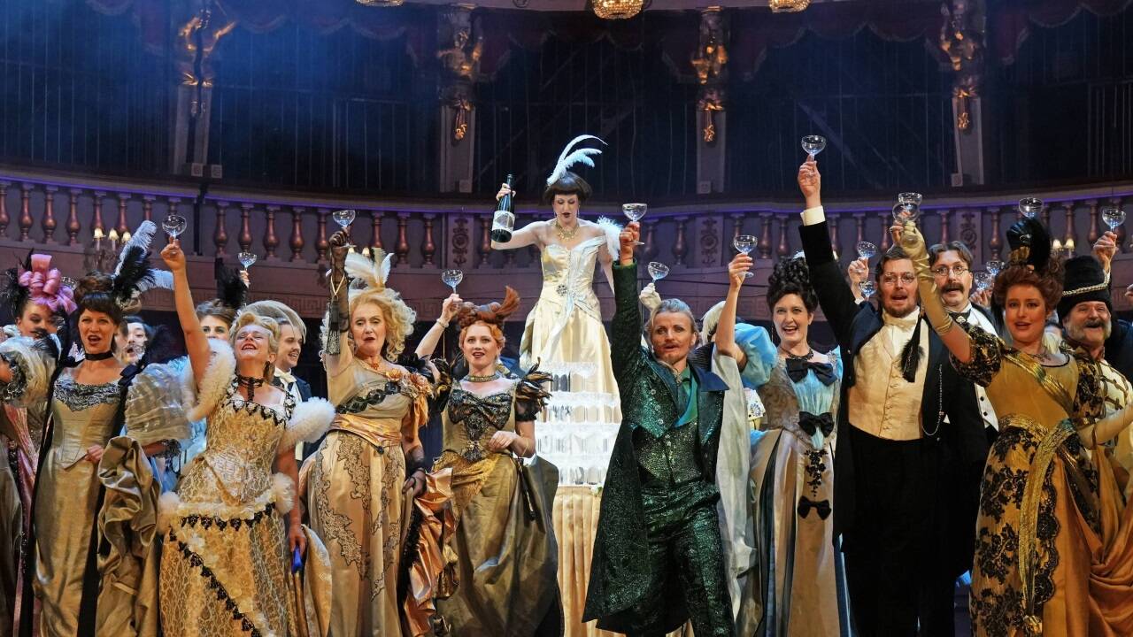 Szene aus „Die Fledermaus“. 