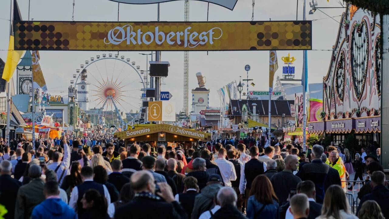 Szenen vom diesjährigen Oktoberfest.  