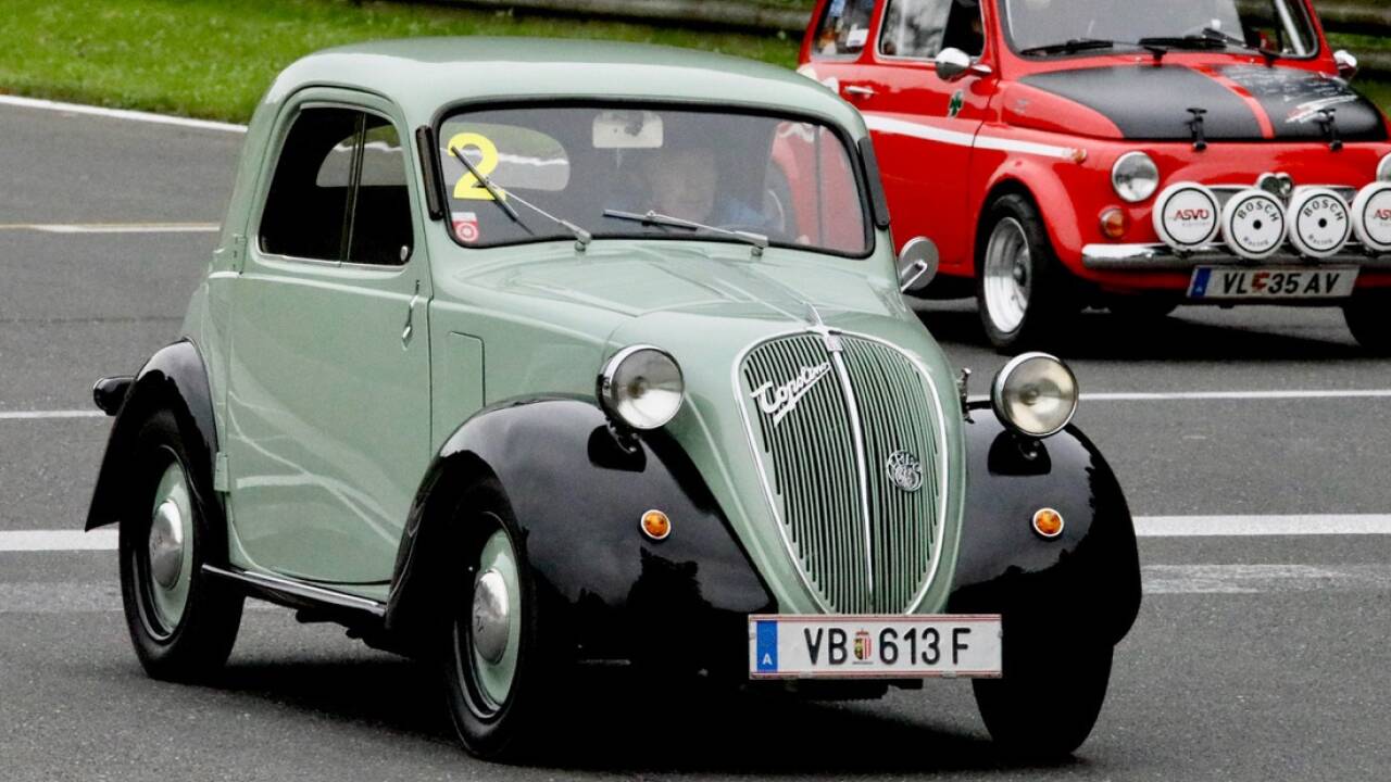 Beim Legends Grand Prix fuhren historische Rennwagen auf. 