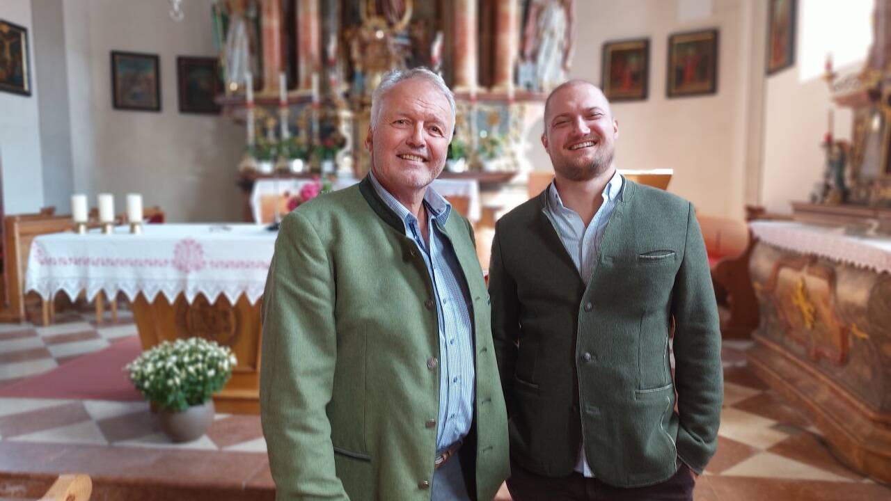 Poidl Breinlinger und Johannes Czernin in der St. Kolomaner Barockkirche.  