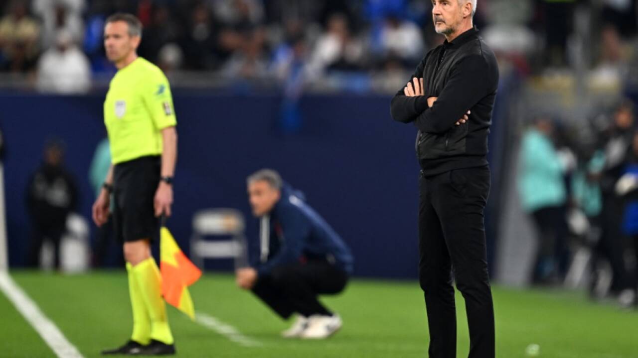Wackelt der Job von Adi Hütter? 