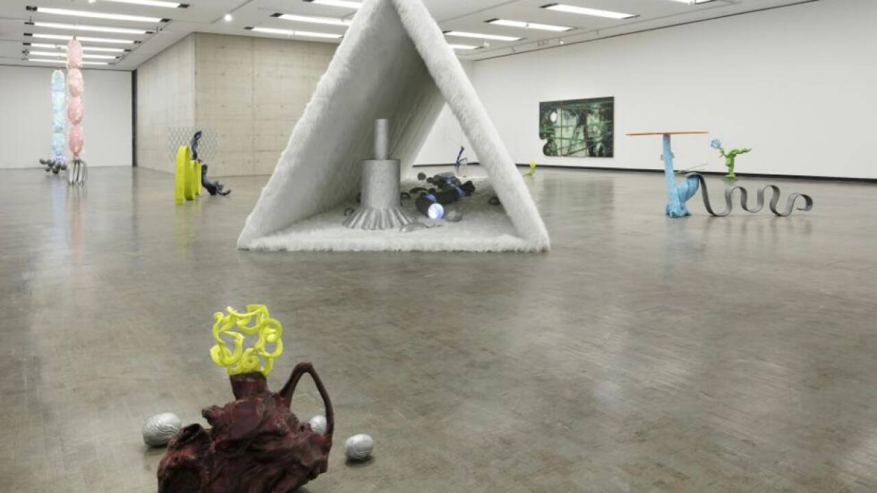 Kunsthalle-Wien-voller-Teenager-und-62-Erkenntnis-Meter
