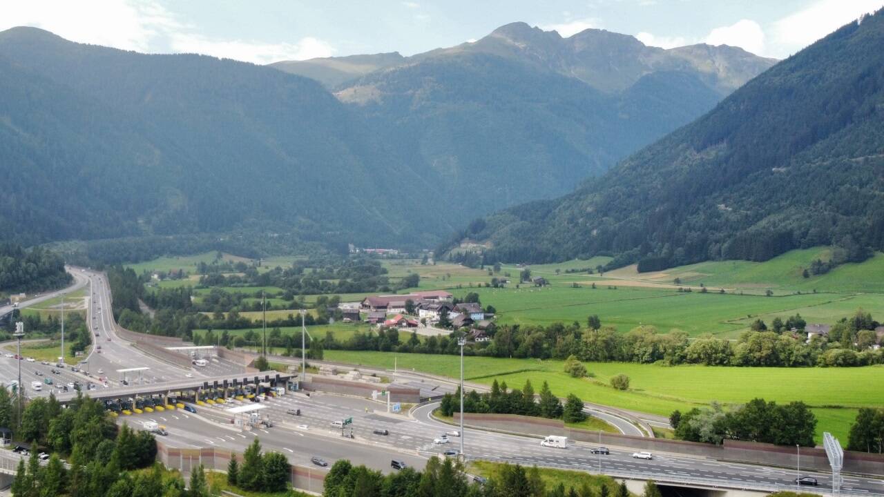 Blick von oben: Um welchen Ort handelt es sich diesmal? Hier unsere Drohnenbilder zum Durchblicken. 