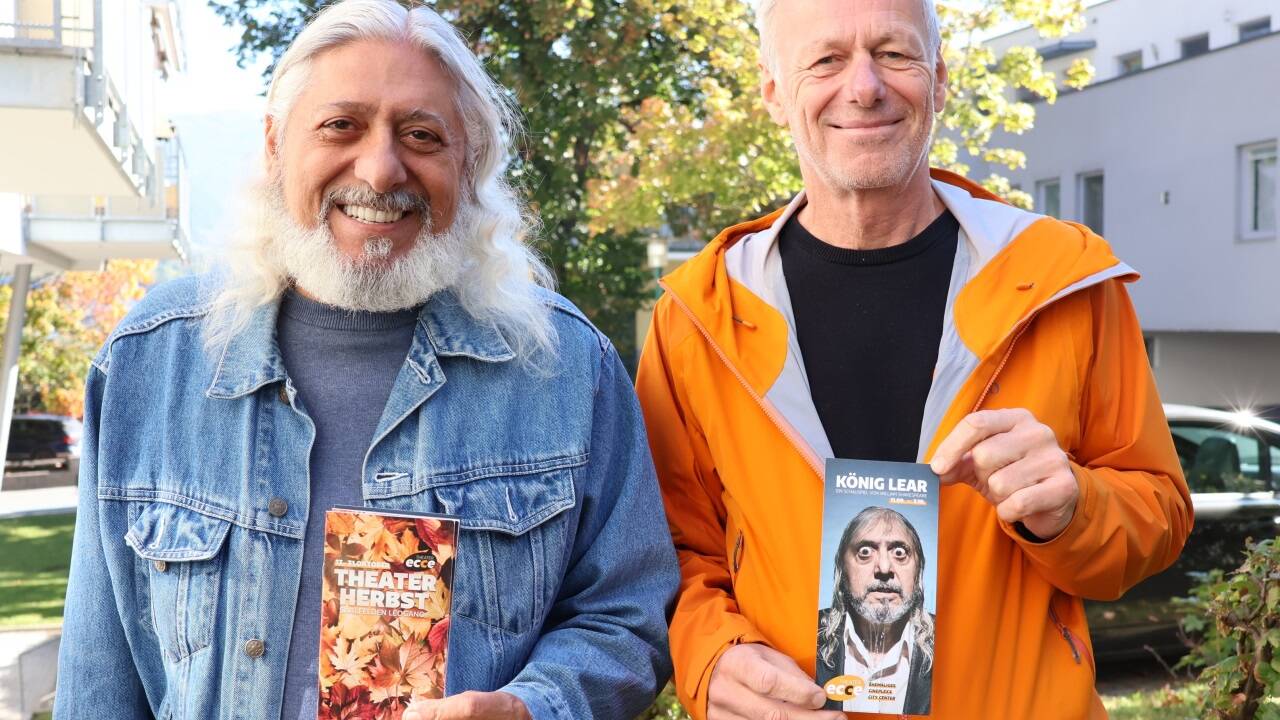 Salim Chreiki und Reinhold Tritscher stimmen auf einen vielversprechenden „Theaterherbst“ ein. 